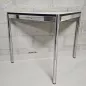 USM HALLER│Table triangle blanche L 75