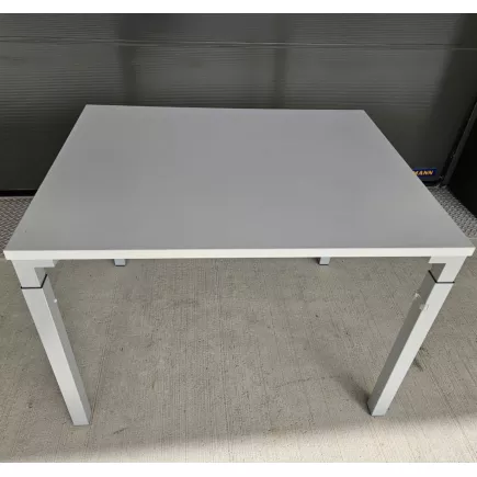 STEELCASE│Bureau droit télescopique L100 Pieds gris alu│modèle Kalidro