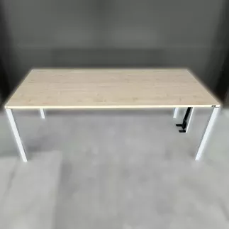 LO LISTA│modèle LO Motion - Bureau L 180 x p 80 x H 67.5 cm│Erable Blanc / Gris Aluminium