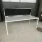 STEELCASE│KALIDRO Bureau droit L 160 Pieds Fixe + Cloison│Blanc/Noir STEELCASE│KALIDRO Bureau droit L 160 Pieds Fixe + Cloison│Blanc/Noir