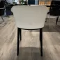 SCOTT│Fauteuil sur 4 pieds polypropylène noir - avec placet similicuir│Blanc/Noir SCOTT│Fauteuil sur 4 pieds polypropylène noir - avec placet similicuir│Blanc/Noir
