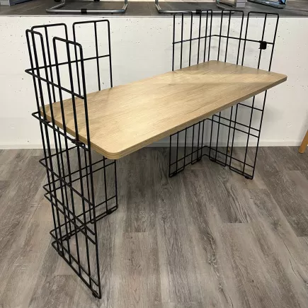 WIRE│Bureau droit végétalisable L 123 x P 51.5 cm│Chêne Nebraska / Noir