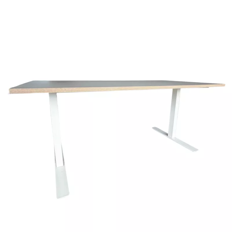 IKEA│Bureau réglable manuellement L 160 x P 80│Argile/Chants visible en bois/ Pieds blanc IKEA│Bureau réglable manuellement L 160 x P 80│Argile/Chants visible en bois/ Pieds blanc