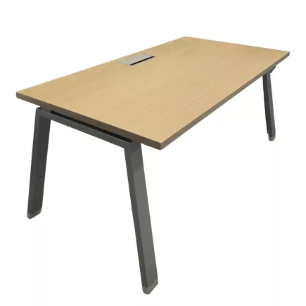 ALEA│Modèle Atreo│Bureau L 160 x p 80 cm x H Réglable│Petite trappe│Chêne clair/ Gris clair
