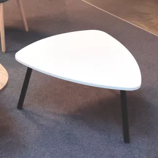 MEDIATOR│Table Basse galet H 34 X L70 cm│3 pieds métal