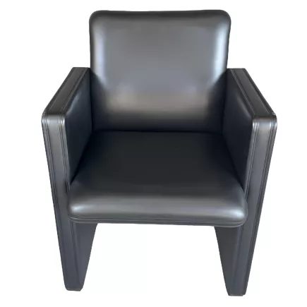 POLTRONA FRAU│Fauteuil modèle THF 96│Design Tito Agnoli│Cuir Noir│roulettes