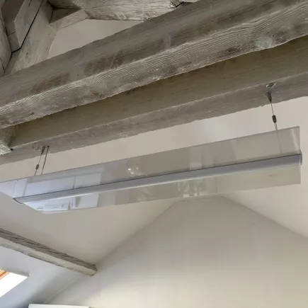 LINEA LIGHT GROUP Mini Albatros│Luminaire suspendu │L 141,4 × H 3,6 cm │Aluminium/transparents en PMMA