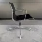 VITRA Aluminium Chair│Modèle EA 108│Designer Charles et Ray Eames│Siège d'accueil/visiteurs/conférence│ Chromés / Noir VITRA Aluminium Chair│Modèle EA 108│Designer Charles et Ray Eames│Siège d'accueil/visiteurs/conférence│ Chromés / Noir